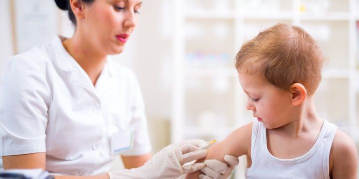 How to Choose a Meningococcal Meningitis Vaccination When does Your Child Need it
