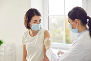 Discover the 5 essential benefits of annual flu vaccination