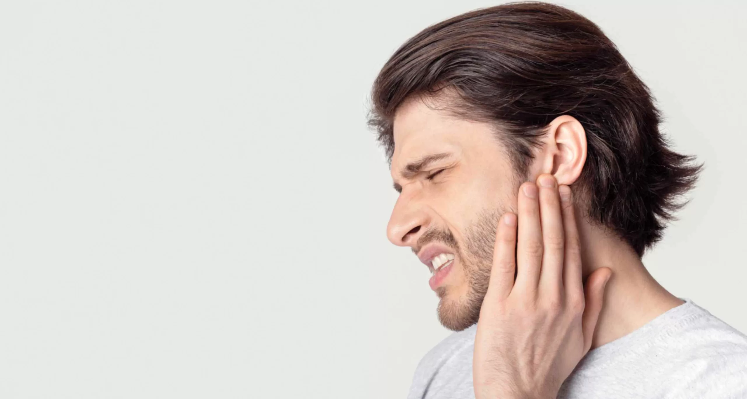 Ear-pain-causes-and-when-to-see-an-expert