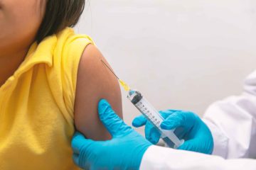 how long the yellow fever vaccine provides protection
