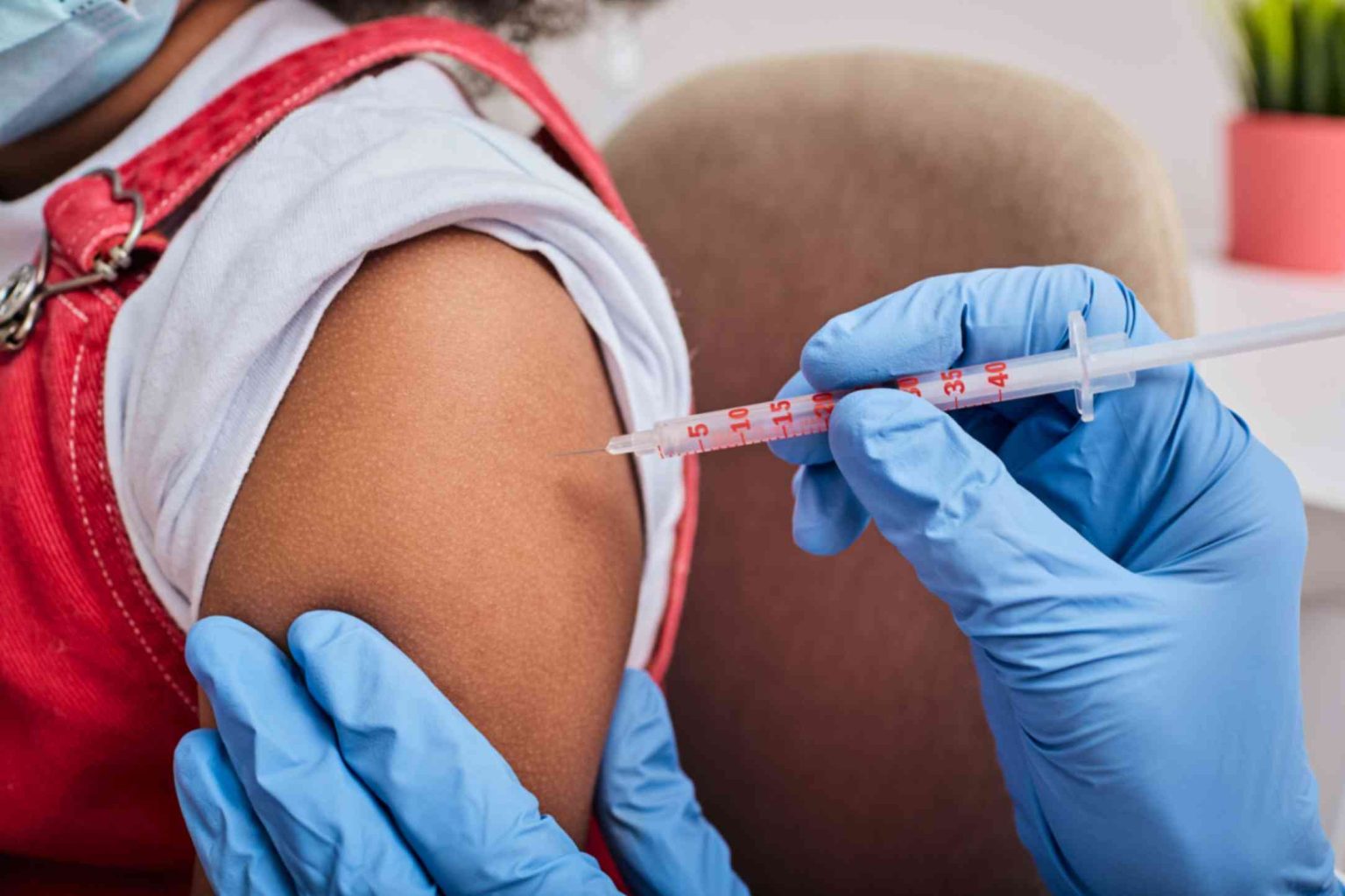 rabies-vaccine-for-travel-who-needs-it-and-when-to-get-it-before-you-go